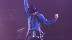 林俊杰,李宇春 - We Will Rock You