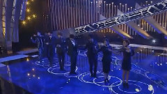 AAA - 恋音と雨空(ベストヒット歌謡祭2015)现场版 15/11/19
