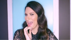 Laura Pausini - En La Puerta De Al Lado