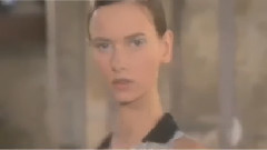 Fashion Show - Chanel Haute Couture Fall Winter 2003-2004
