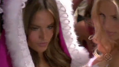 欧美群星 - The.Victoria's Secret.Fashion.Show 2005