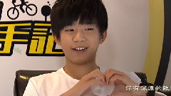 易烊千玺,TFBOYS - 玫瑰园里的易烊千玺 Love Me Like You Do