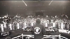 Q-Dance - Raise & Revolt