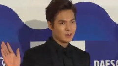 李敏镐 - STARNEWS 第36届韩国电影青龙奖颁奖典礼红毯 李敏镐Cut