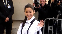 欧阳娜娜 - Paris Fashion Week 6 october 2015 show Chanel