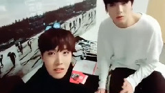 防弹少年团,J-HOPE(防弹少年团),田柾国(防弹少年团) - V BTS花样年华 On Stage Live Jhope Jungkook