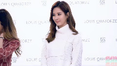 徐贤(少女时代),少女时代 - Louis Quatorze釜山签名会