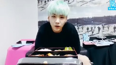 SUGA(防弹少年团) - Vapp 花样年华OnStage 闵玧其(SUGA)
