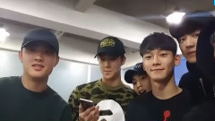 EXO - V EXO THE 1ST V LIVE(New Ver.)