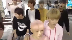 Seventeen - Vlive seventeen in HK