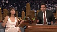 拉什达·琼斯 - Rashida Jones Cover Drake's Hotline Bling Dance