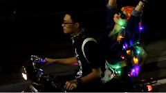 后海大鲨鱼 - Bling Bling Bling