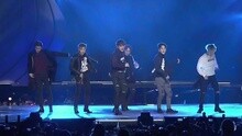 EXO - LIGHTSABER - 2015MAMA亚洲音乐盛典 现场版 15/12/02