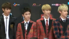 Seventeen - V App 直播 2015 MAMA 媒体见面会