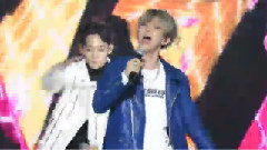 边伯贤(EXO),EXO,EXO-K - Love Me Right