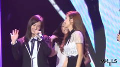 Jessica,Krystal(f(x)),f(x) - 采访