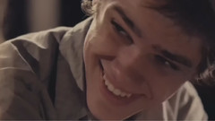 音乐短片 - Hands Up!