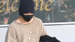 BigBang,G-Dragon(BigBang) - 香港国际机场入境