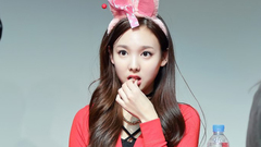 TWICE - 优雅地