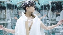 李宇春 - 爱有引力