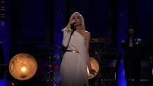 Gwen Stefani - Used To Love You 现场版 2015