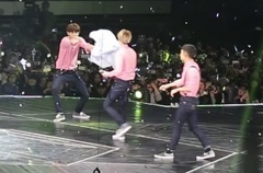 EXO,EXO-K,EXO-M - Lucky