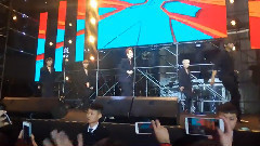 VIXX - Hot Enough