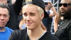 Justin Bieber,Selena Gomez - Bieber News第4期2014年12月-2015年2月资讯