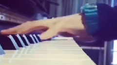 SMROOKIES - Qian Kun (SMROOKIES) playing Piano