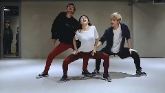 舞蹈视频 - Run The World (Girls)