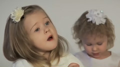 音乐短片 - Всем мамам посвящается Подари маме эту песню