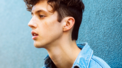Troye Sivan - Talk Me Down