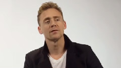 Tom Hiddleston - 抖森和导演的访谈:The Play's Relevancy