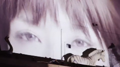 女孩与机器人 - Seek And Hide
