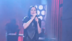 Jessie J - Burnin Up