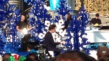 Charlie Puth - One Call Away Disney Parks Unforgettable Christmas Celebration现场版 2015