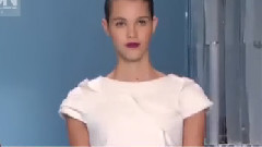 Fashion Show - Carolina Herrera The Best of 2015-2016