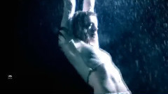 音乐短片 - MELANCHOLY