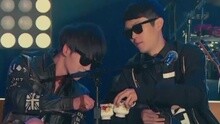 华晨宇 - 异类 《唱游天下》现场版 15/12/24