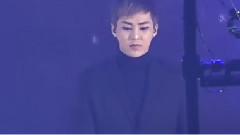 XIUMIN(EXO),EXO - 与金昌完band合作舞台<青春>