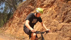 音乐短片 - Olly Zwar - 2011 Bio short