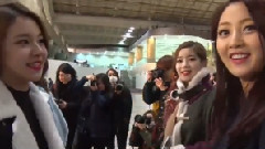 TWICE - 金浦机场赴京