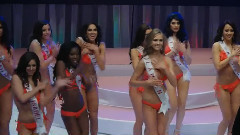 音乐短片 - Miss Universe Canada 2014 Swimsuit Segment