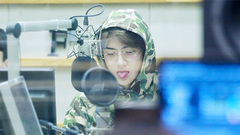 EXO - Kiss The Radio