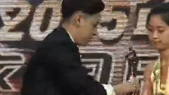 华语群星 - 酷狗繁星颁奖盛典 符泷飞领奖