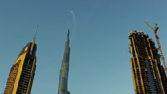 音乐短片 - 迪拜上空的鹰 空中飞人