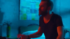 欧美群星 - Beni Bırakma