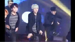 SUGA(防弹少年团),防弹少年团 - RUN