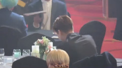 KAI(EXO),EXO - 唱生日歌