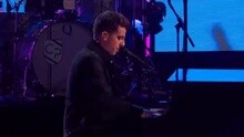Charlie Puth - One Call Away 现场版 2016